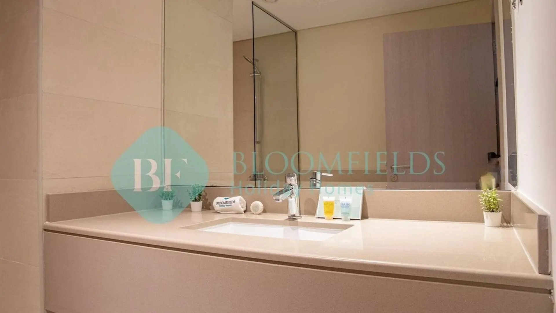 Bloomfields Modern 1Br In Waters Edge Yas Island Daire Abu Dabi Birleşik Arap Emirlikleri